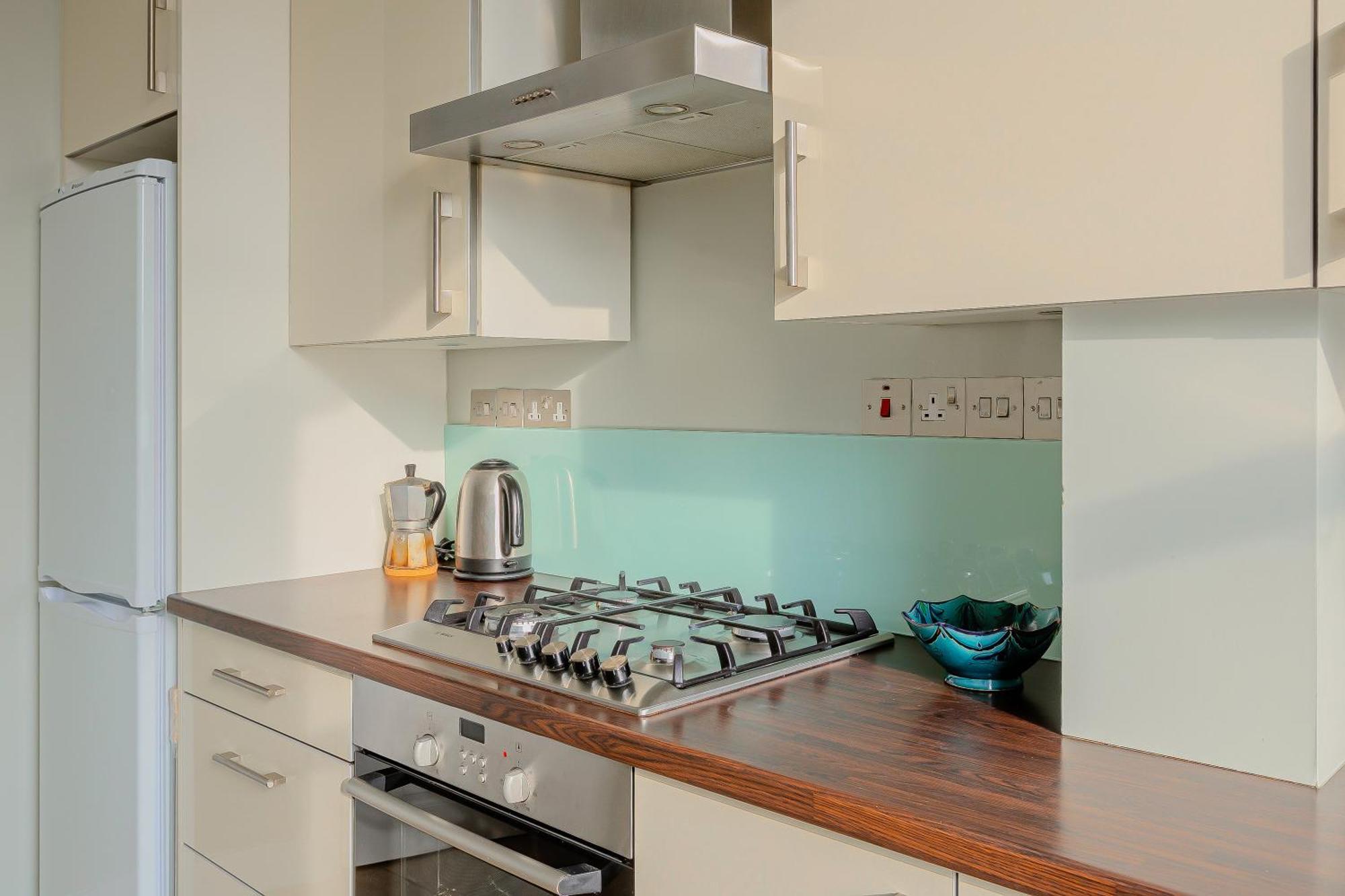 New Listing! Bright 1br, Heart Of Notting Hill Londres